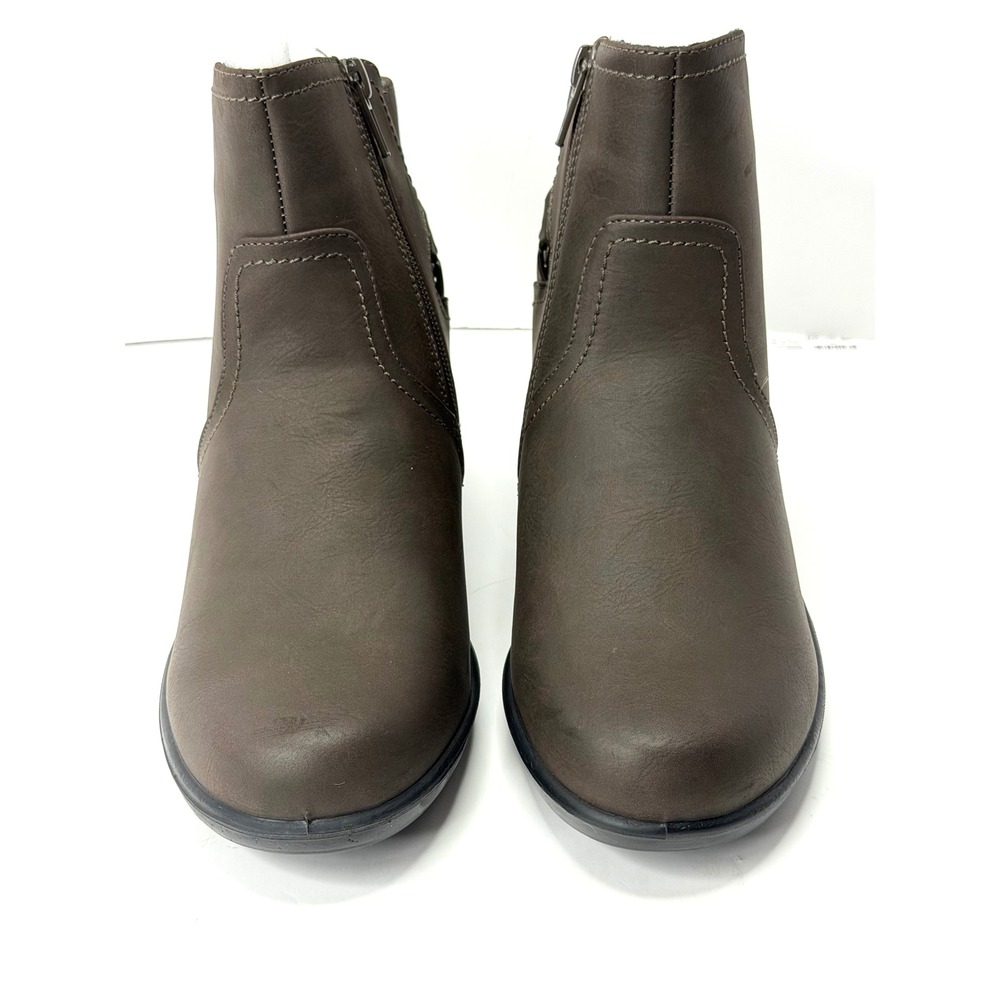 Easy Street Dawnta Booties Smoke Matte Size 9M NWT and BOX